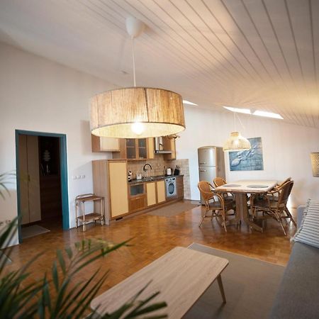 Modra Luna- Apartment With Terrace Izola Exteriör bild